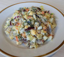 Салат из слабосоленой селедки с картофелем и яйцами