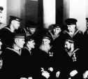 8 февраля: моряков «Варяга» наградили советскими медалями «За отвагу»