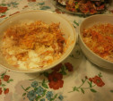 Салат с редисом, морковью, сыром и яблоком