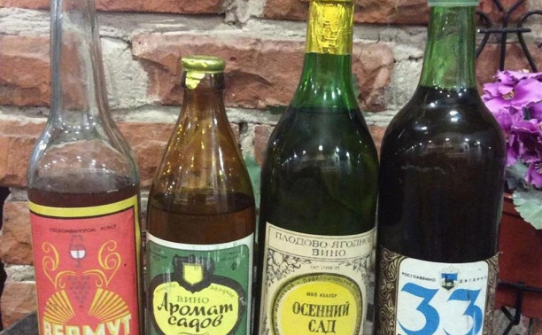 16 февраля: в Туле в бутылках с этикеткой «портвейн» продавали олифу