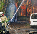 В Туле горит заброшенное здание Ж/Д больницы