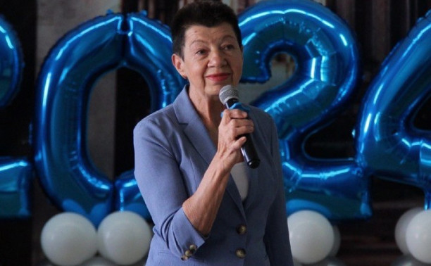 «История не учит — у неё надо учиться»: декан филфака о своём пути, студентах и вечном русском слове