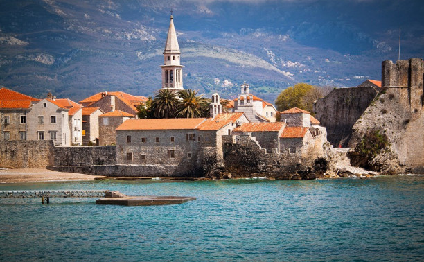 Летим на Адриатику: Хорватия или Черногория?