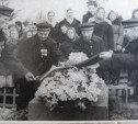 18 ноября: матросы крейсера «Варяг» приехали на могилу командира Всеволода Руднева