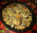 Картофель с яблоками и грибами