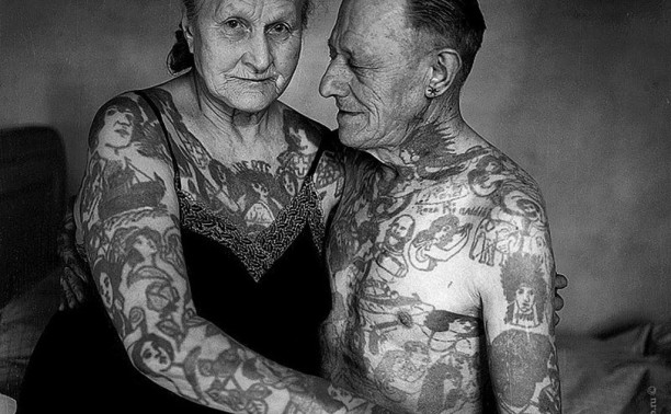 Как выглядят в старости люди с татуировками