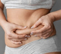Бывает и у стройных: врач рассказала, почему накапливается внутренний жир на животе