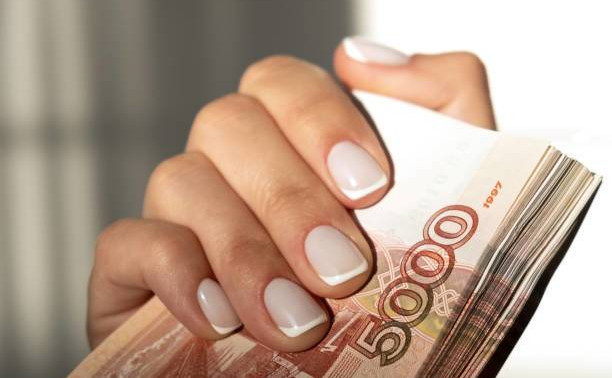Почему директора школ шикуют, а учителя нищенствуют?