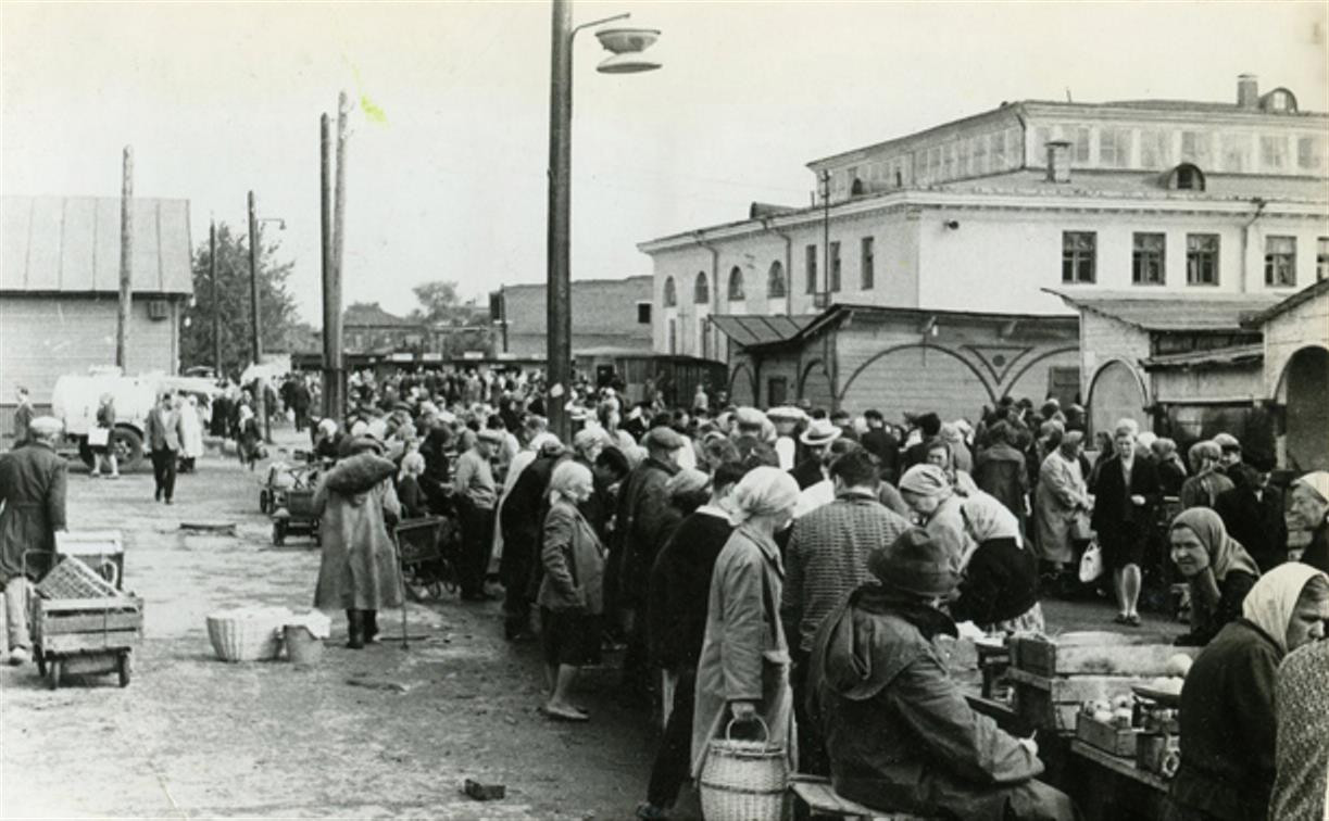 История Центрального рынка. Советское время: аквариумные рыбки, семечки и  гири с дырками - MySlo.ru