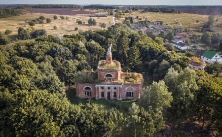 Ангел позвал: как тулячка взялась за восстановление уникального храма в Веневском районе