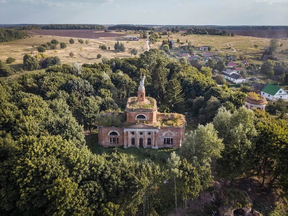 Ангел позвал: как тулячка взялась за восстановление уникального храма в Веневском районе