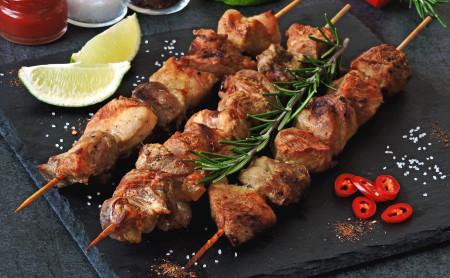 Как приготовить вкусный шашлык: рецепты тульских шеф-поваров