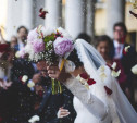 Идеальная свадьба: банкетный зал, букет невесты, сексуальное белье и красочный фейерверк