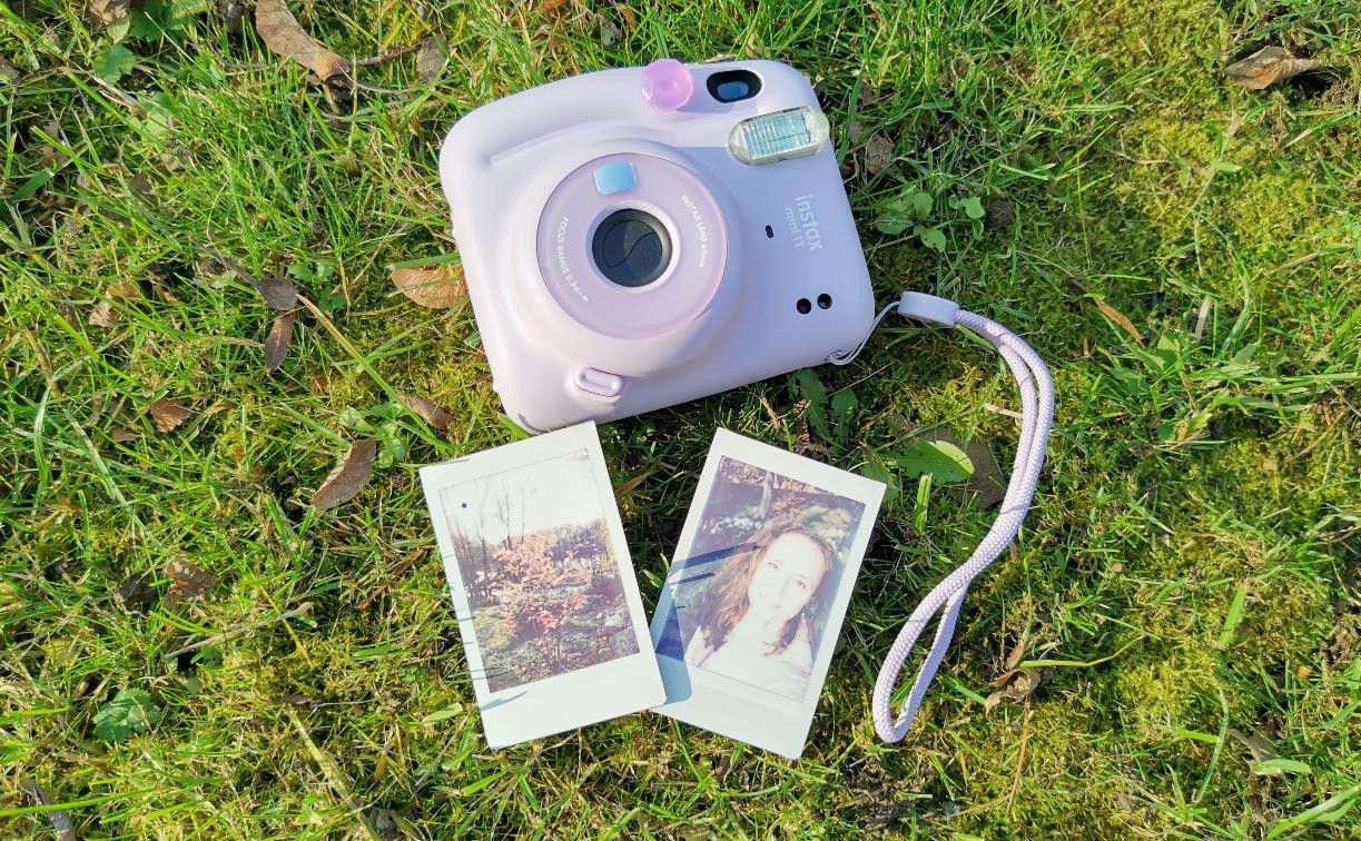 Магия в каждом фото. Обзор культовой камеры Instax mini в новом исполнении