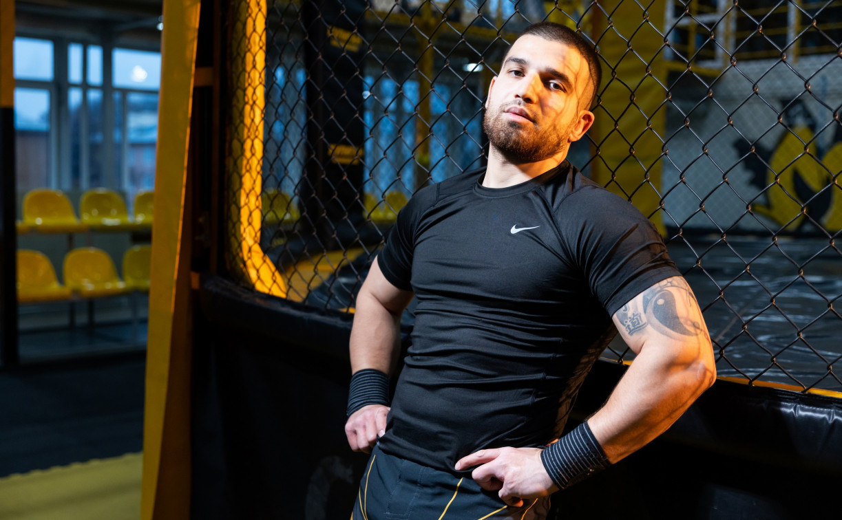 Настоящий мужчина не кричит — он держит удар. Интервью с бойцом ММА Элманом Сафаровым