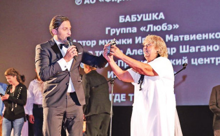 Александр Ревва: «Я просто обожаю бабушек!»