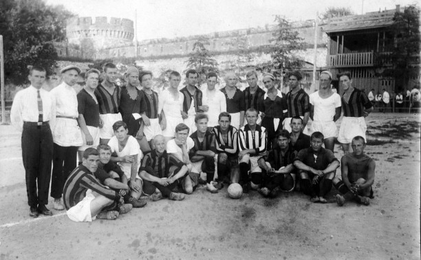 Тульскому футболу опять сто лет!