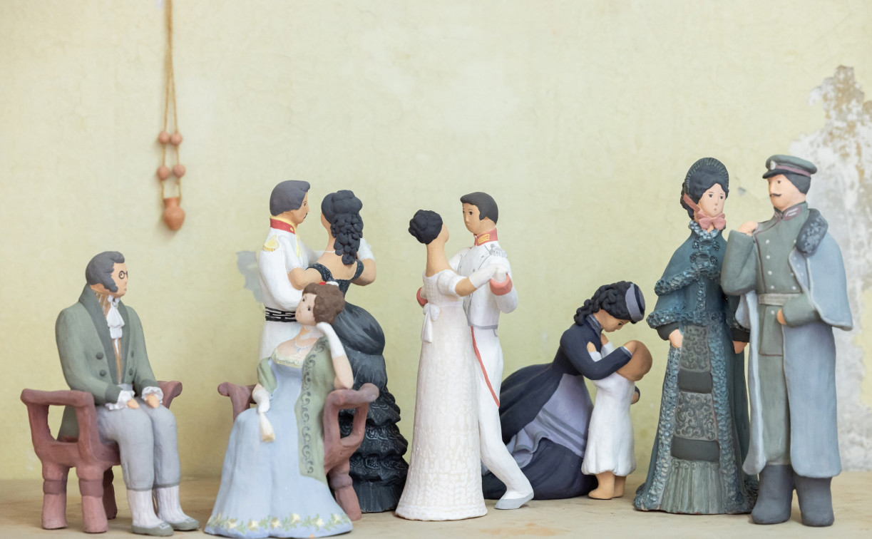 Анна Каренина, Пьер Безухов и роспись ангобами: в чем уникальность яснополянской керамики