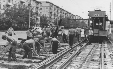 А стройотряды уходят дальше. Продолжение