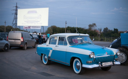 В Туле официально открыли автокинотеатр «Drive in!»