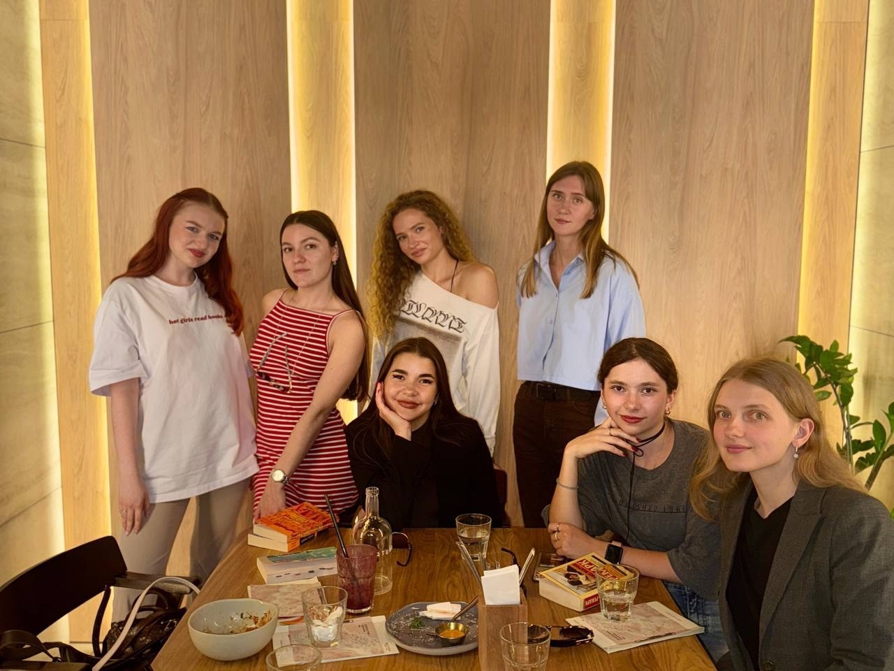 книжный клуб.jpeg