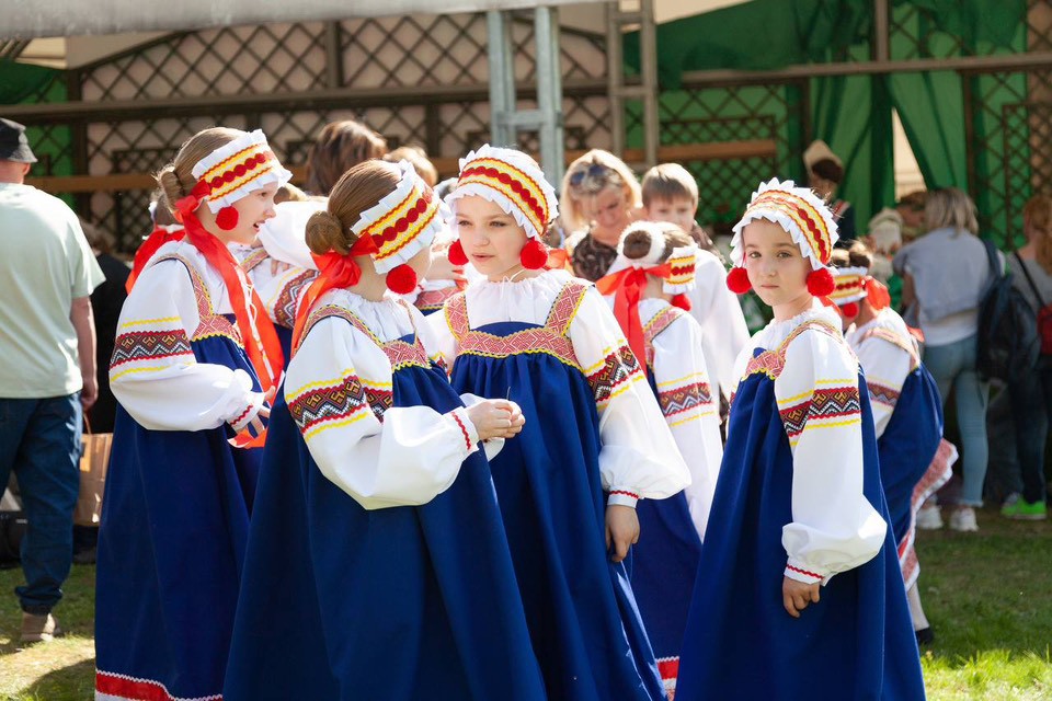 Фестиваль детского творчества Курочка Ряба.JPG