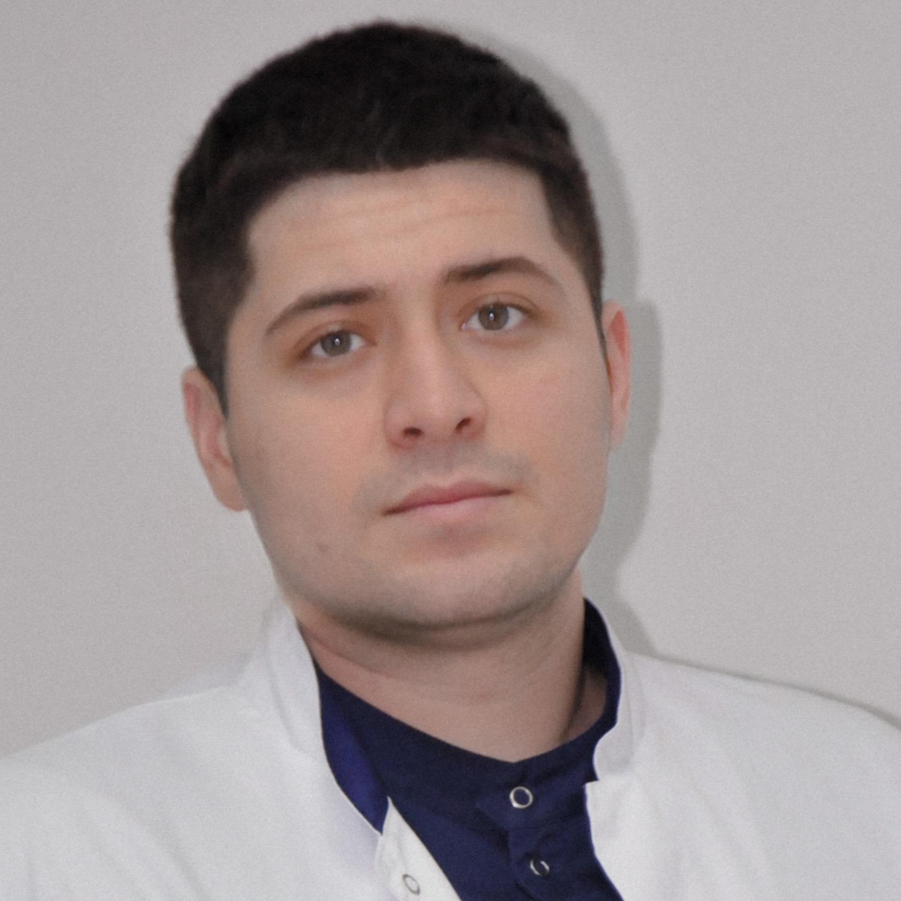 Эрадж Худойназаров, врач сердечно-сосудистый хирург, флеболог, врач ультразвуковой диагностики