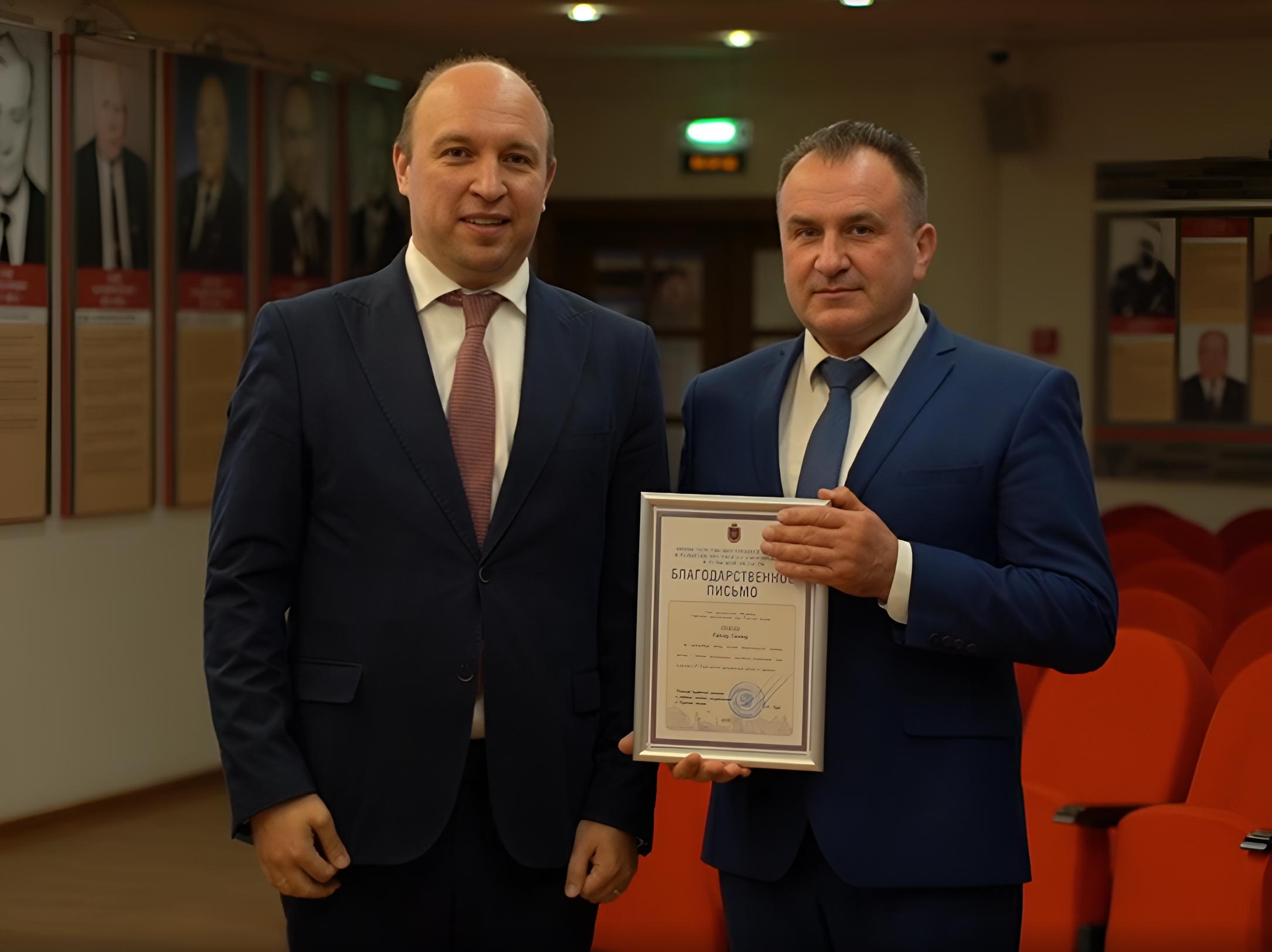 Кирилл Гузов.png