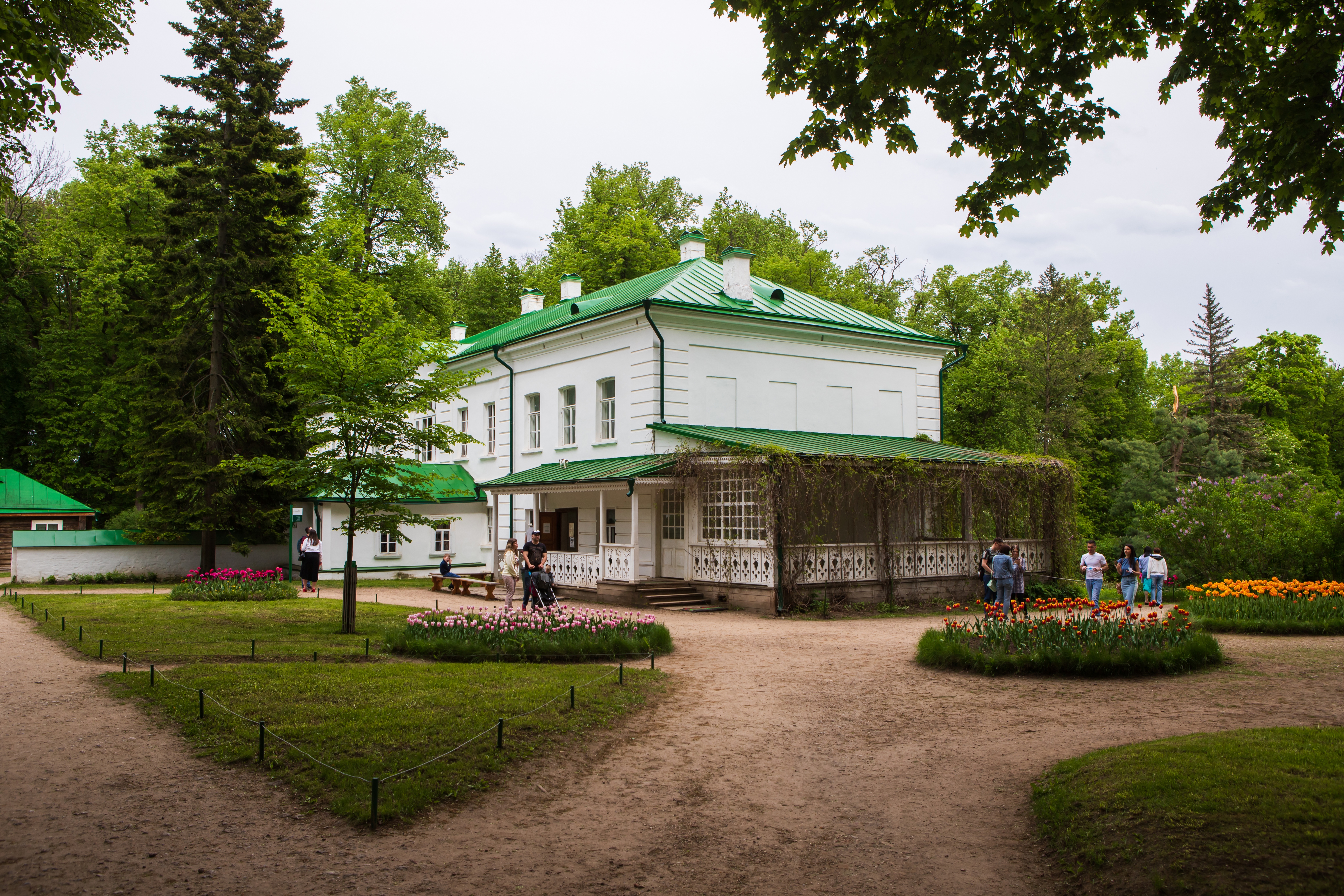 https://cdn.myslo.ru/Content/Contents/7c/7b/1cb1-f23a-41f4-82dc-c08edf0d6bf1/df2663aa-64bd-4103-a517-1a60d9e4c04b.jpg