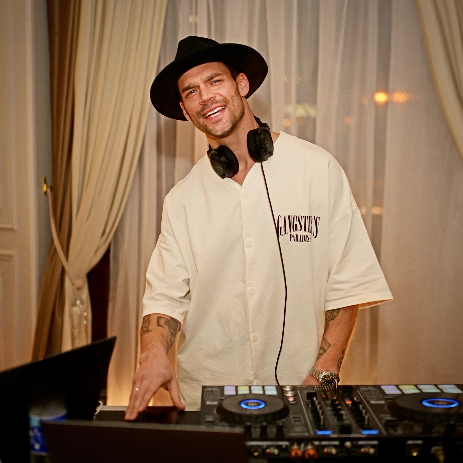 DJ Крапива.jpg