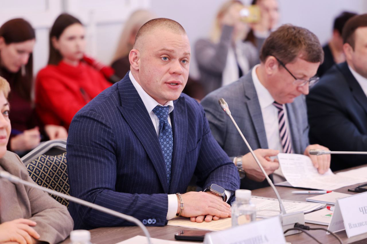 директор парков.jpg