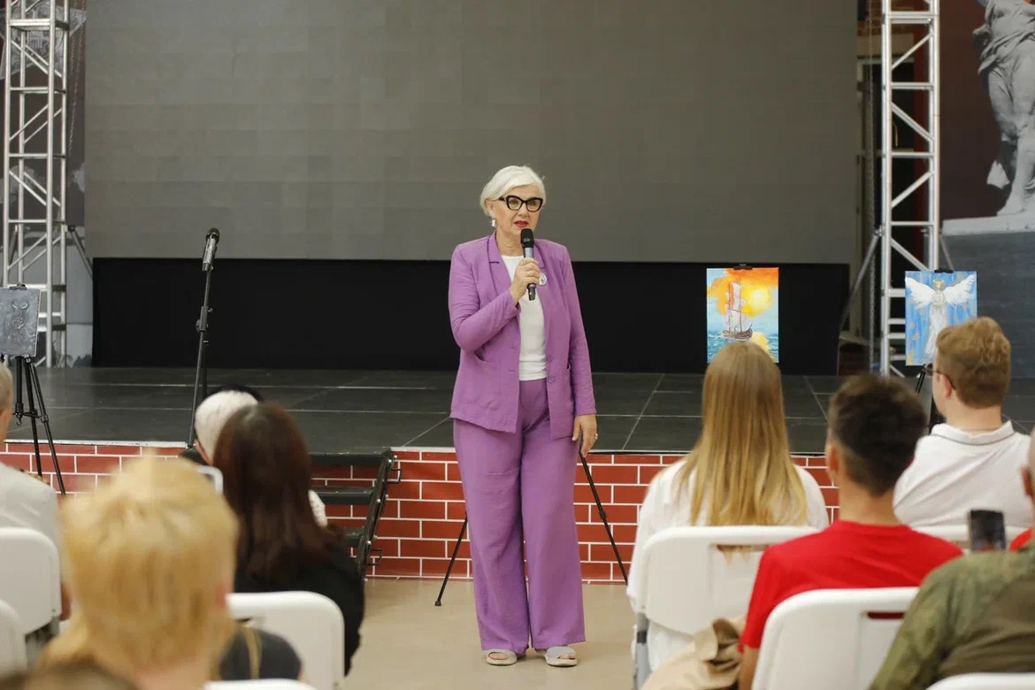 oytd070wmsvwnm418g71ghy2l3oud1dw (1).jpg