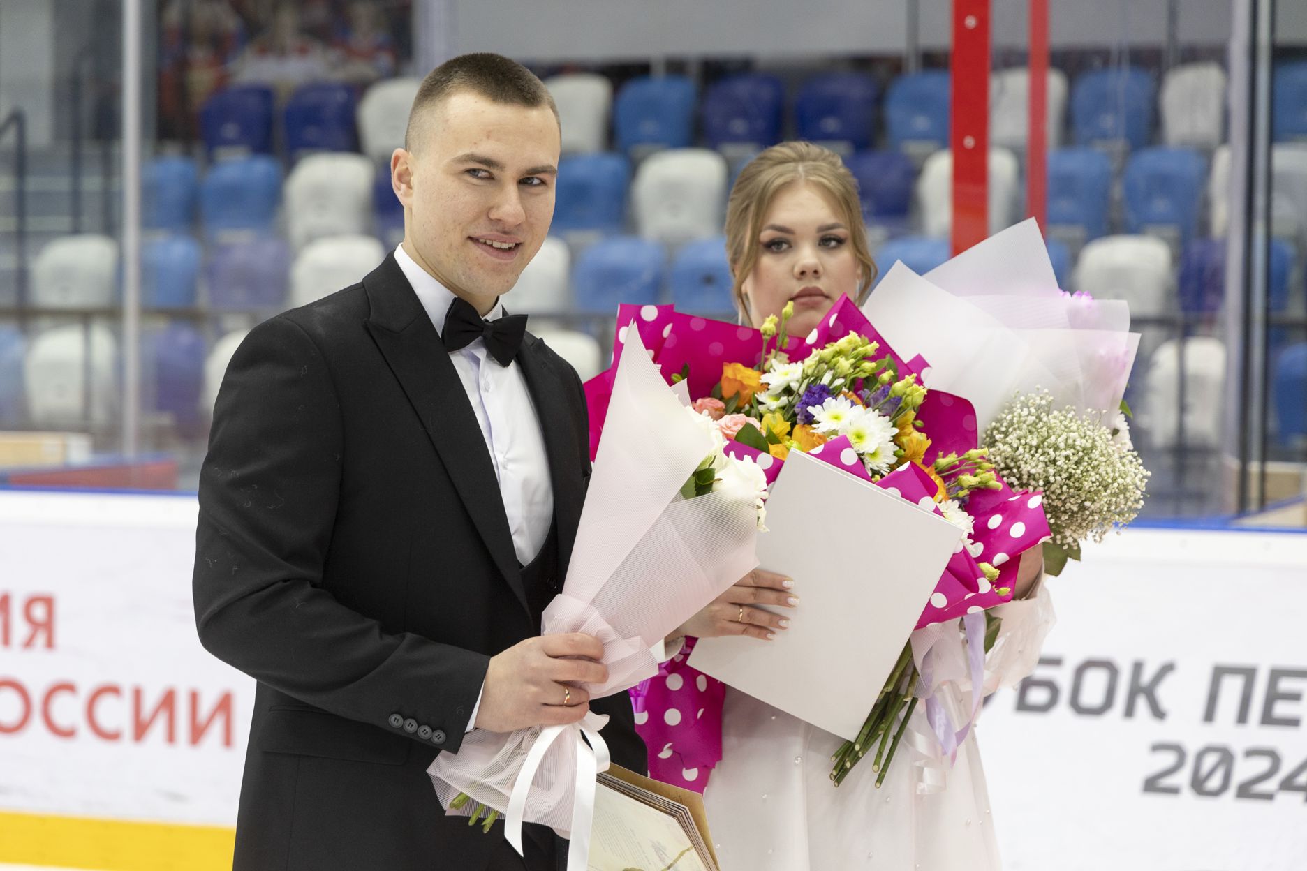 Тульская пара провела свадебную церемонию в Ледовом дворце - Новости Тулы и  области - MySlo.ru