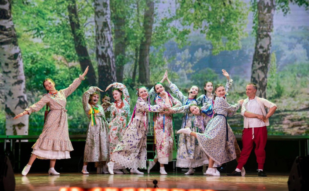 В усадьбе Федяшево выступит ансамбль «Смородина»