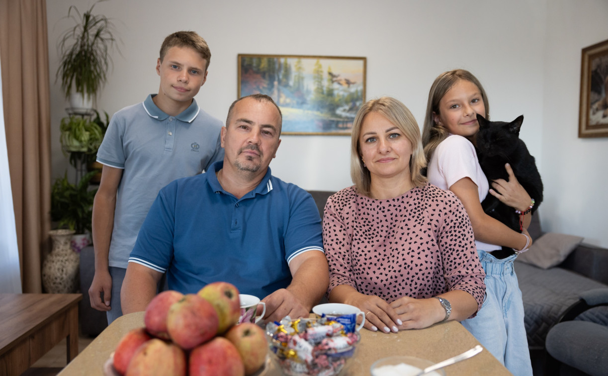 «Родительского сердца хватит на всех»: как живут приемные семьи в Тульской области