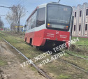 В Туле на Одоевском шоссе сошел с рельсов трамвай