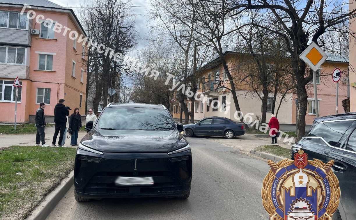 В Туле водитель за рулем китайского кроссовера сбил ребенка на Токарева 