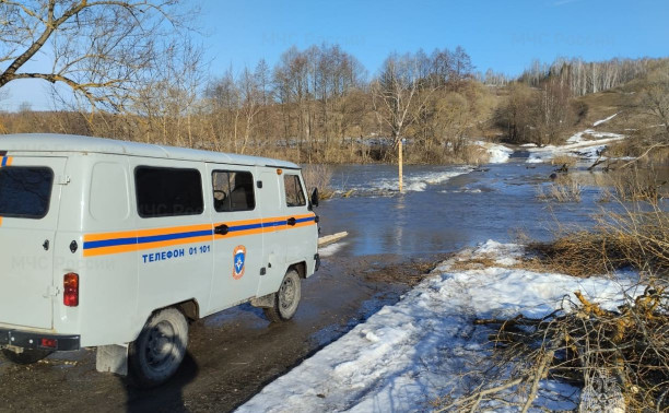 Еще три моста ушли под воду в Тульской области