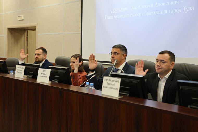 Алексей Эрк: «Мост через Упу будет носить название «Оружейный»