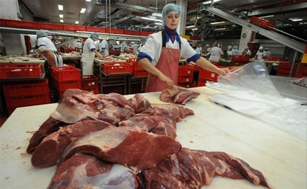 В гипермаркетах «Линия» выявили нарушения хранения и разделки мясной продукции