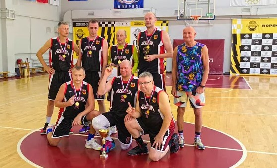 Баскетбольная команда «Арсенал» стала победителем первенства ЦФО среди ветеранов