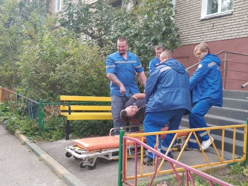 В Туле медикам скорой помощи начали помогать транспортные бригады