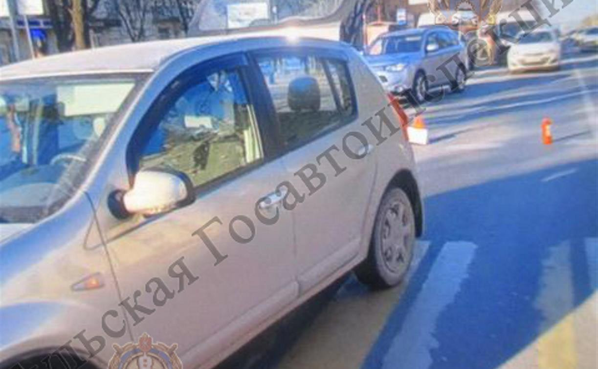 В Туле на Новомосковском шоссе столкнулись Renault и «Газель»