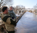 Фоторепортаж: В Щекинском районе Упа затопила мост