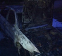 В Туле на улице Кирова ночью сгорели два автомобиля