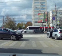 В Туле водитель заснял хаос на перекрестке