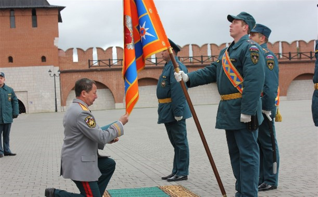 В тульском кремле Ришат Нуртдинов простился со знаменем
