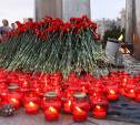 На площади Победы в День памяти и скорби зажглись Свечи памяти 