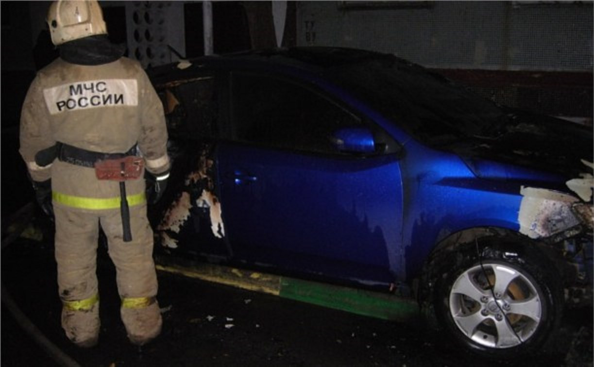 В Привокзальном районе ночью сгорел автомобиль