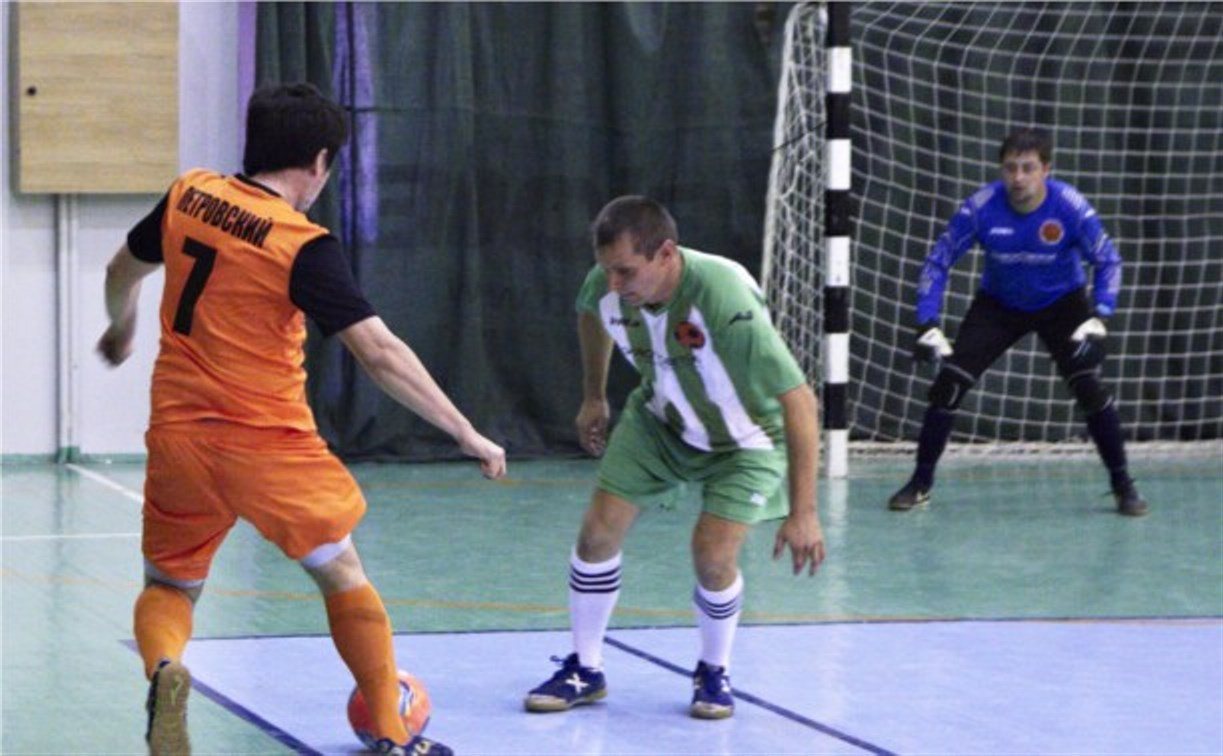 В Туле прошли матчи 2 тура чемпионата любителей по мини-футболу